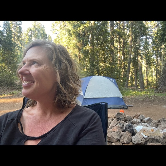 Meet your Posher, Heidi - Picture 4 of 5